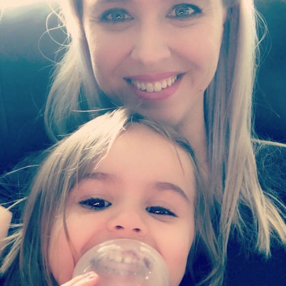 Meet your Posher, Stephanie - Picture 7 of 12